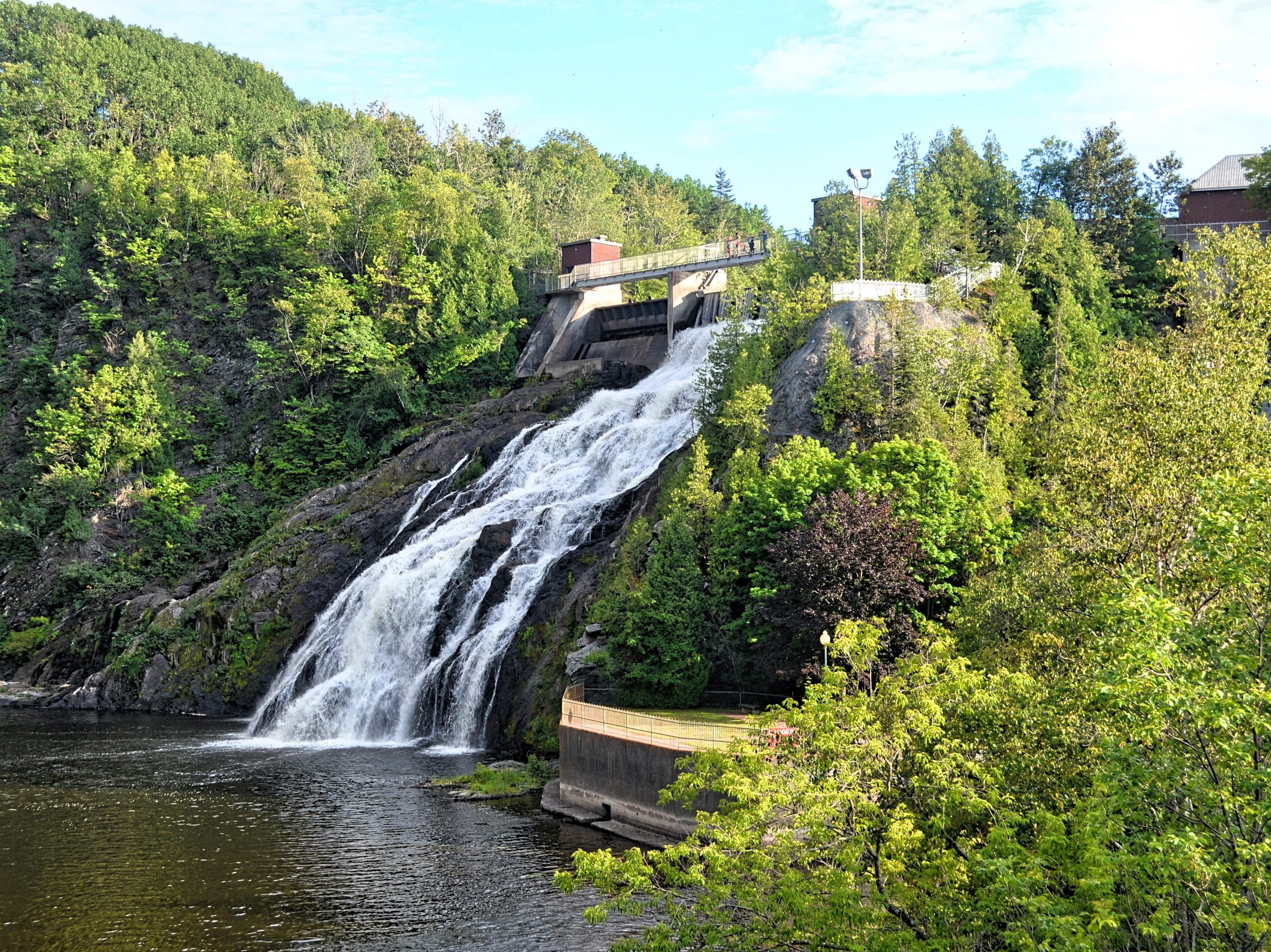Parc des Chutes in RivièreduLoup TravelBox Global Trip Activity